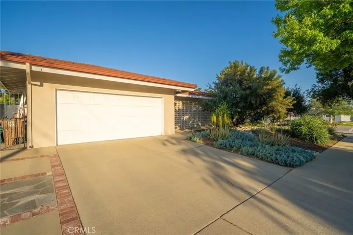 897 Ottawa Drive, Claremont, California 91711