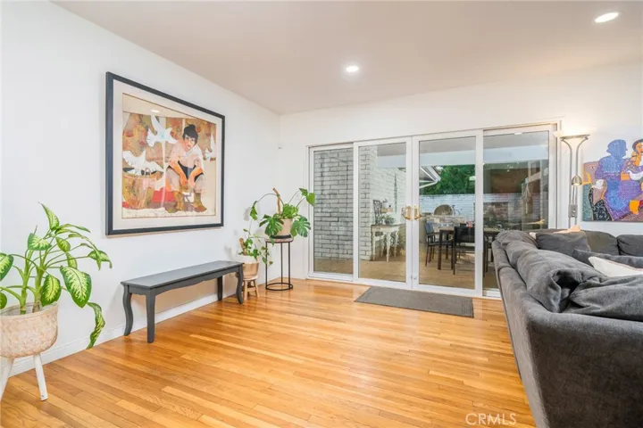 897 Ottawa Drive, Claremont, California 91711