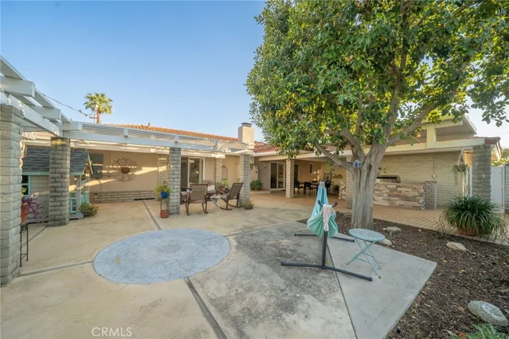 897 Ottawa Drive, Claremont, California 91711