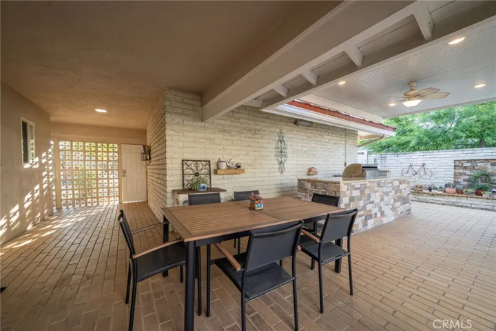897 Ottawa Drive, Claremont, California 91711