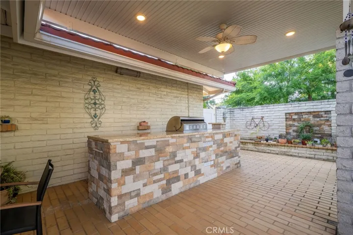 897 Ottawa Drive, Claremont, California 91711