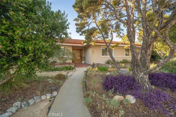 897 Ottawa Drive, Claremont, California 91711