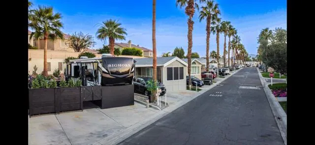 98da4237-3b67-4e21-a78c-c299bd609576