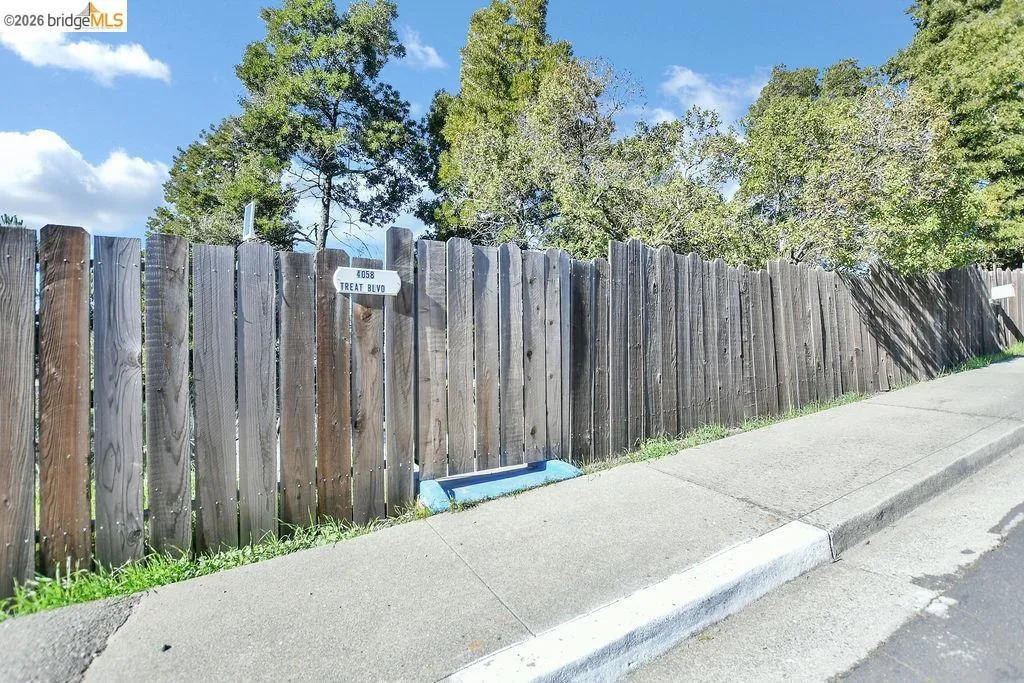 Exterior view of a gate