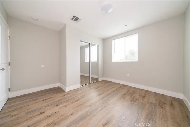 Photos shown are from the property prior to current tenants. Actual conditions may vary.