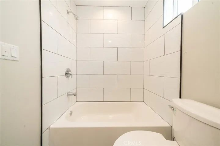 Photos shown are from the property prior to current tenants. Actual conditions may vary.