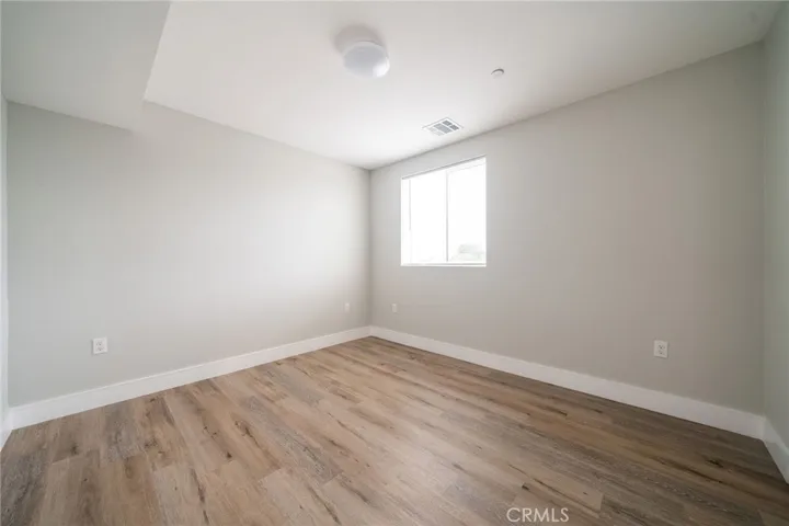 Photos shown are from the property prior to current tenants. Actual conditions may vary.