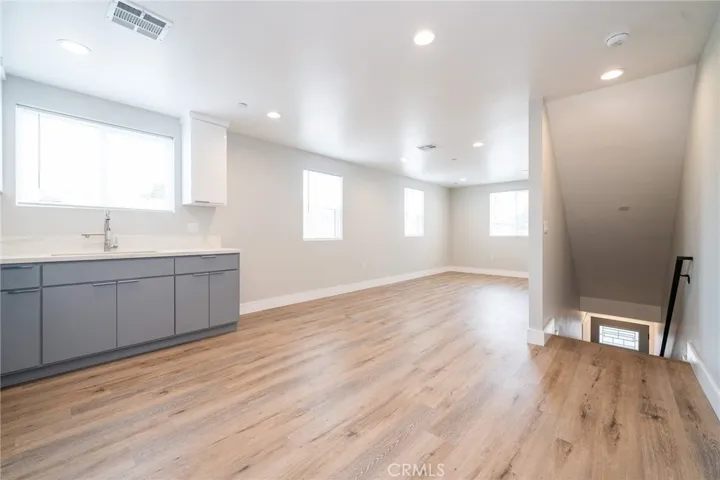 Photos shown are from the property prior to current tenants. Actual conditions may vary.