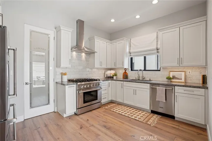 Stainless steel appliance