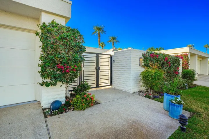 15-web-or-mls-RZVista_OPMG_1125_015