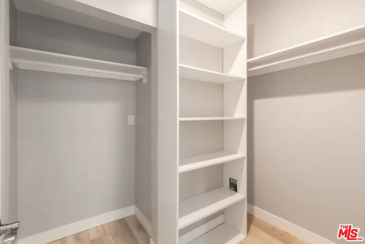 Primary Walkin Closet