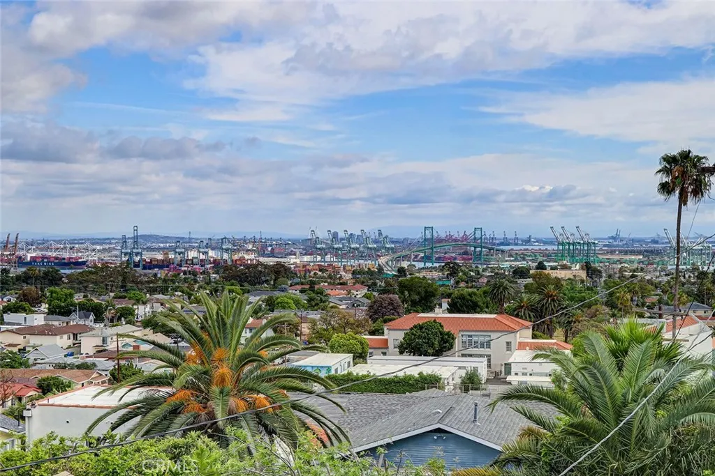 404 Hanford Avenue, San Pedro, California 90732 — photo 4