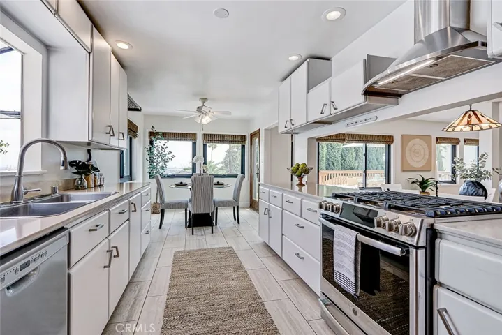 404 Hanford Avenue, San Pedro, California 90732