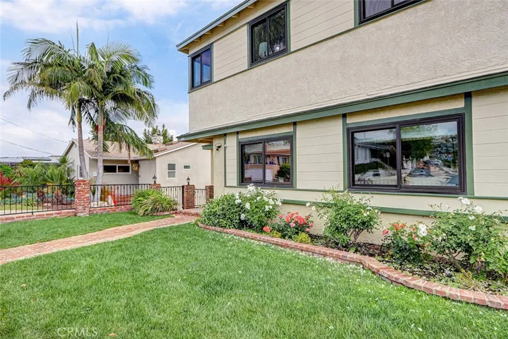 404 Hanford Avenue, San Pedro, California 90732