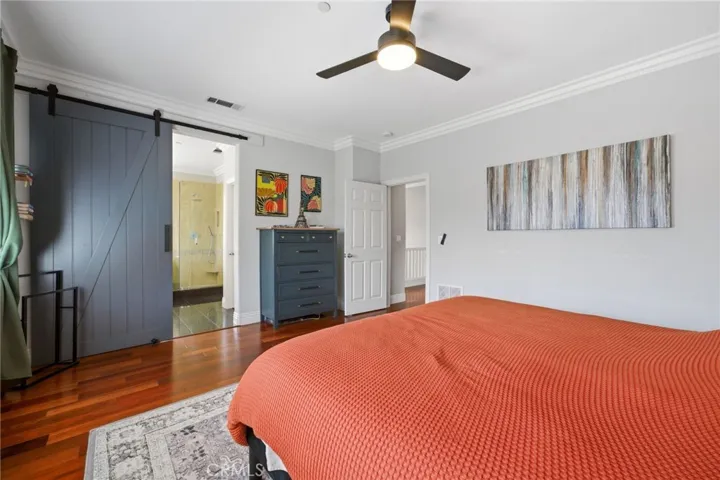 Well-appointed layout with accent wall and upgraded finishes throughout.