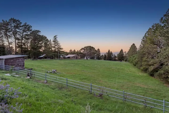 20255 Skyline Boulevard, Woodside, California 94062