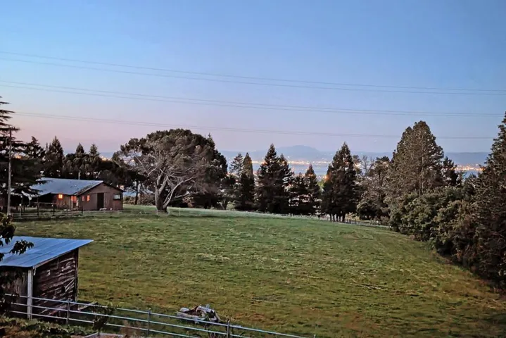 20255 Skyline Boulevard, Woodside, California 94062