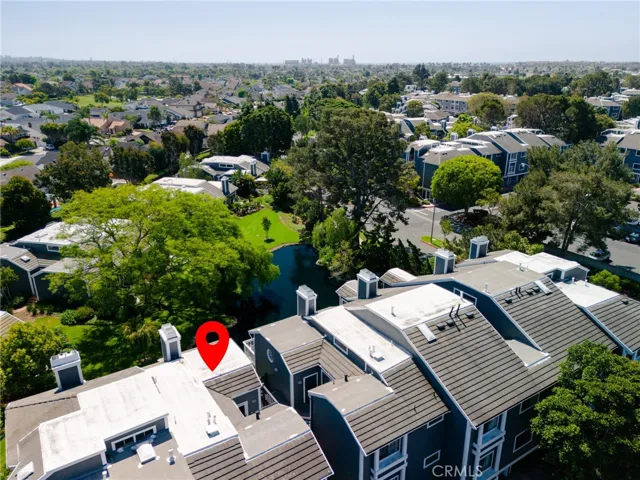 This shot gives you an idea of how close this home is to the ocean.