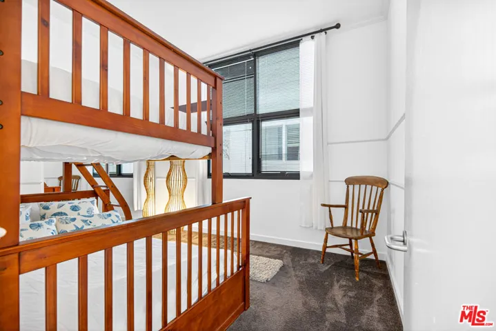 11 Voyage Street, Marina Del Rey, California 90292