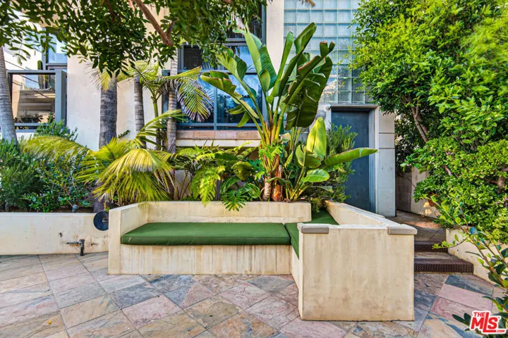11 Voyage Street, Marina Del Rey, California 90292