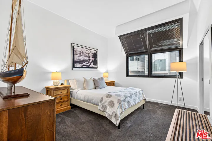 11 Voyage Street, Marina Del Rey, California 90292