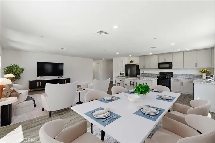 44745 Aspen St, Lancaster, California 93535