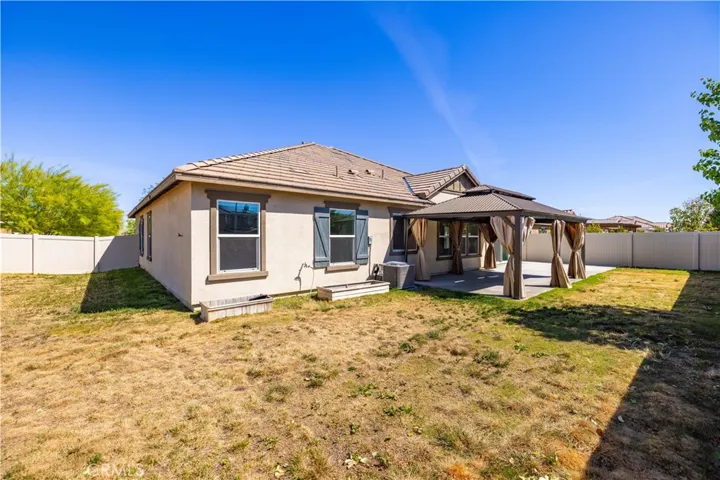 44745 Aspen St, Lancaster, California 93535