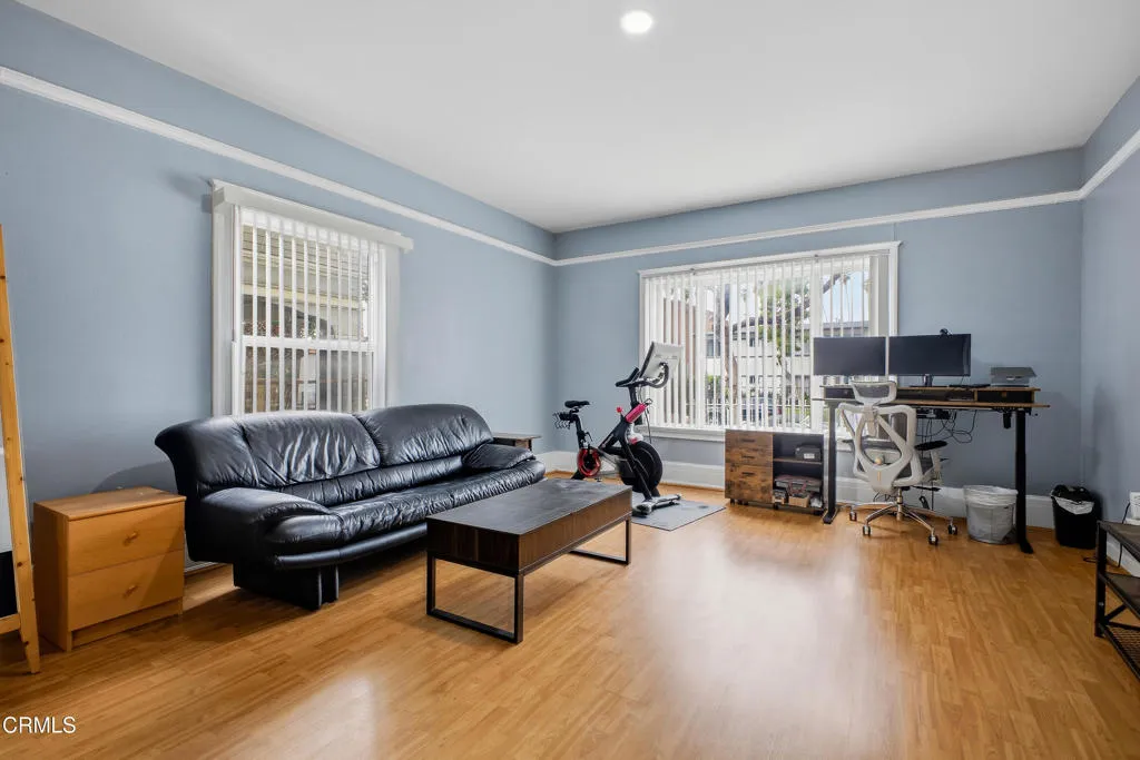 egpimaging_1032SWestlakeAve_028_FLEXMLS
