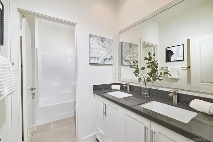 793 Michael Ct, Vista, California 92081