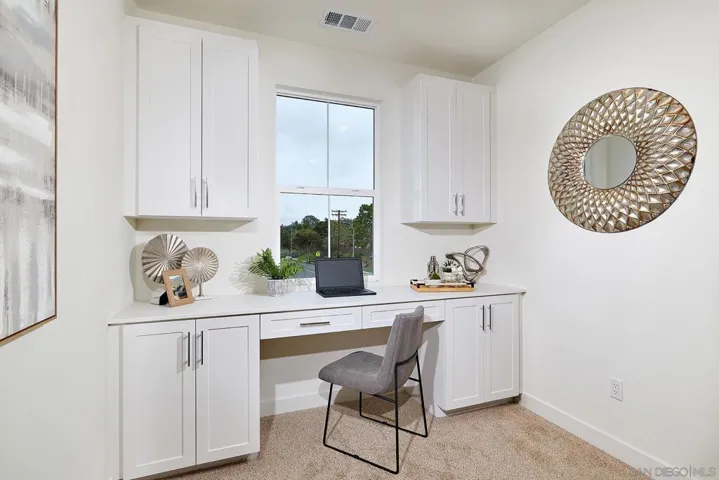 793 Michael Ct, Vista, California 92081
