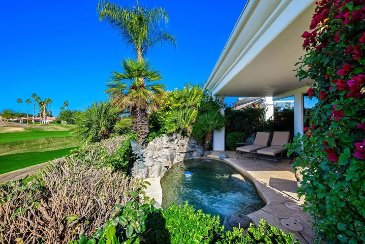 52-web-or-mls-JSExtReshoot_OPMG_1225_004
