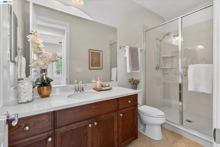 Downstairs Full Bath