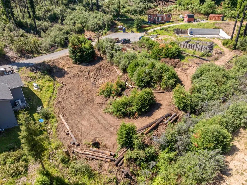122 Cypress Tree Ln