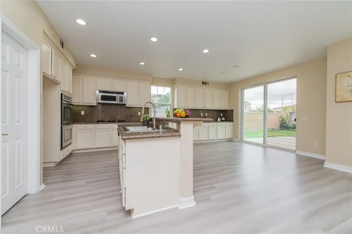 Kitchen facing back Yd