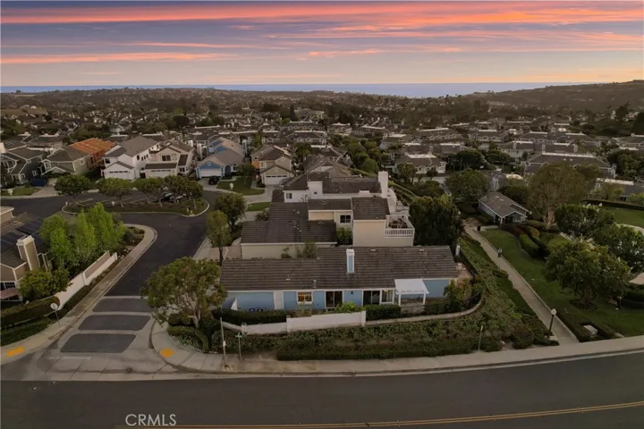 2 Haverhill, Laguna Niguel, California 92677