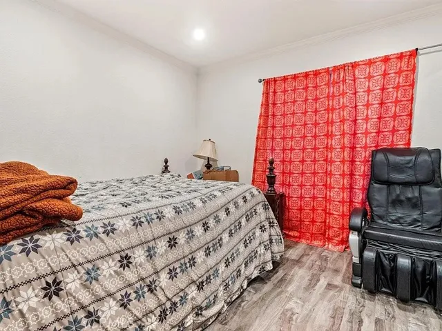ROOM 4