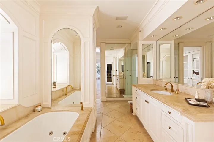 2116 E Balboa Boulevard, Newport Beach, California 92661