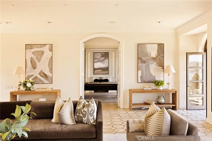 2116 E Balboa Boulevard, Newport Beach, California 92661