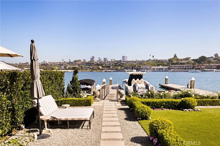 2116 E Balboa Boulevard, Newport Beach, California 92661