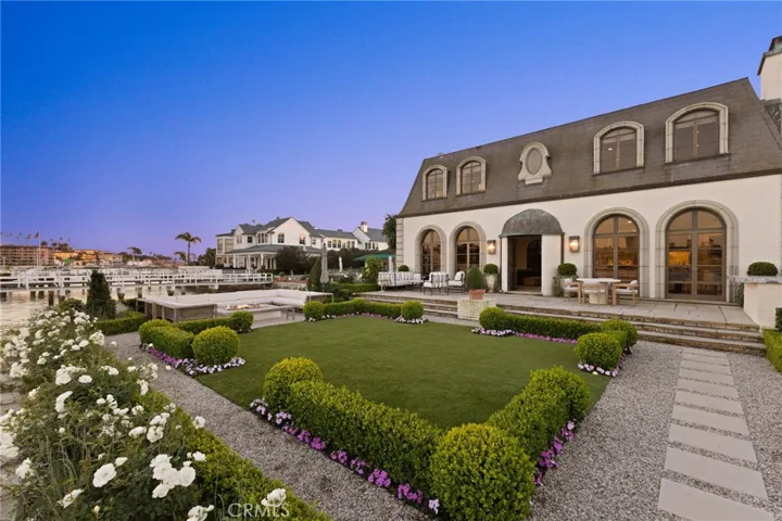 2116 E Balboa Boulevard, Newport Beach, California 92661