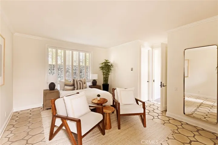 2116 E Balboa Boulevard, Newport Beach, California 92661