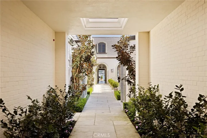 2116 E Balboa Boulevard, Newport Beach, California 92661