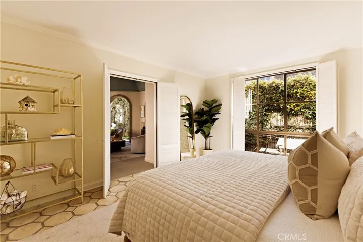 2116 E Balboa Boulevard, Newport Beach, California 92661