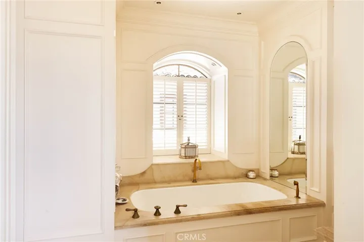 2116 E Balboa Boulevard, Newport Beach, California 92661