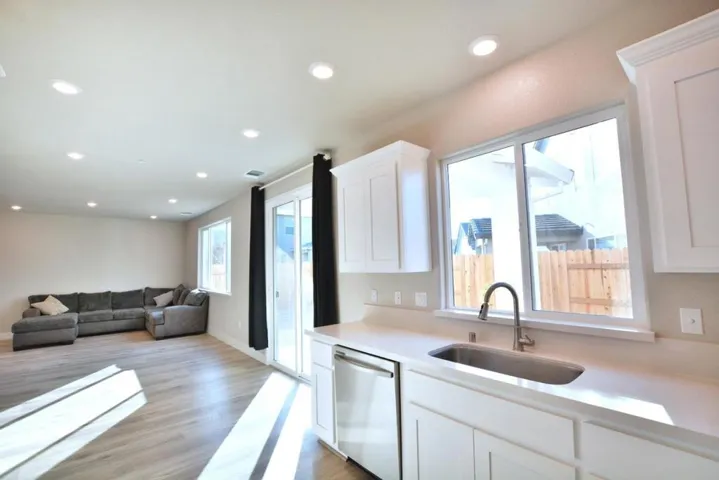 809 Big Range Way, Rocklin, California 95765