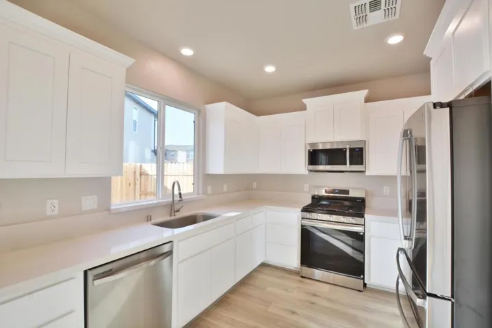 809 Big Range Way, Rocklin, California 95765