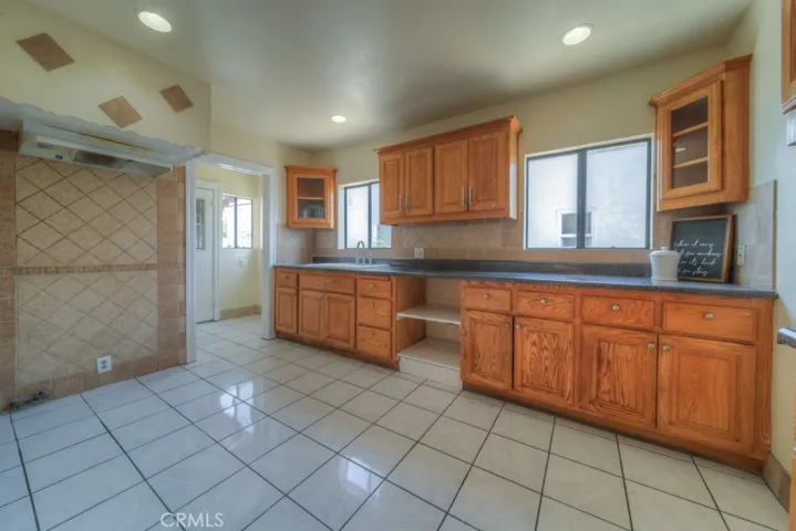2653 Flower, Huntington Park, California 90255