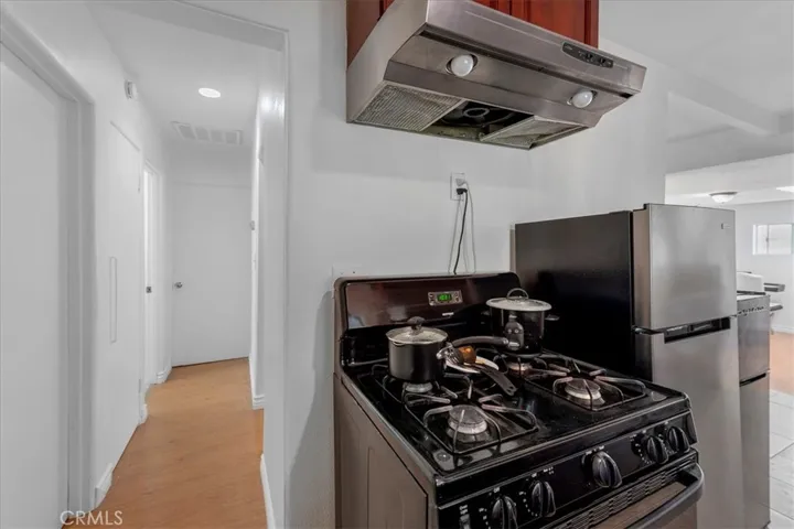 1128 S Parton, Santa Ana, California 92707
