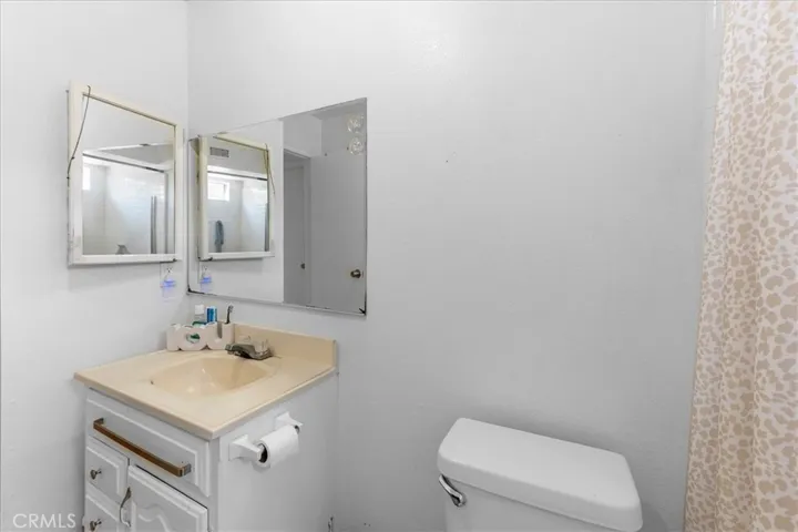 1128 S Parton, Santa Ana, California 92707