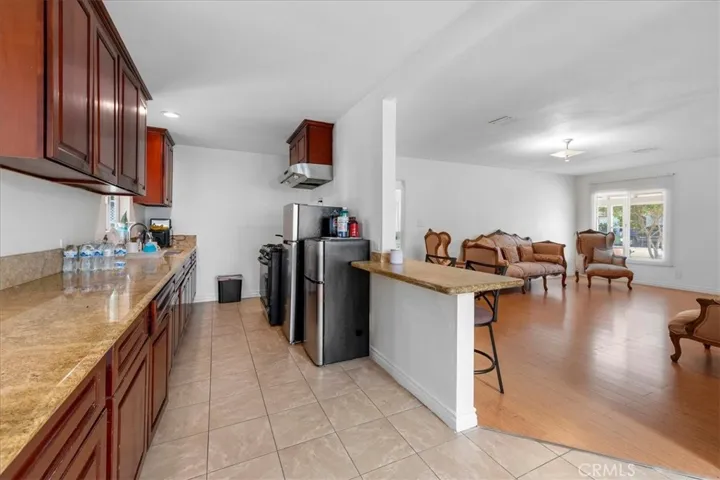 1128 S Parton, Santa Ana, California 92707